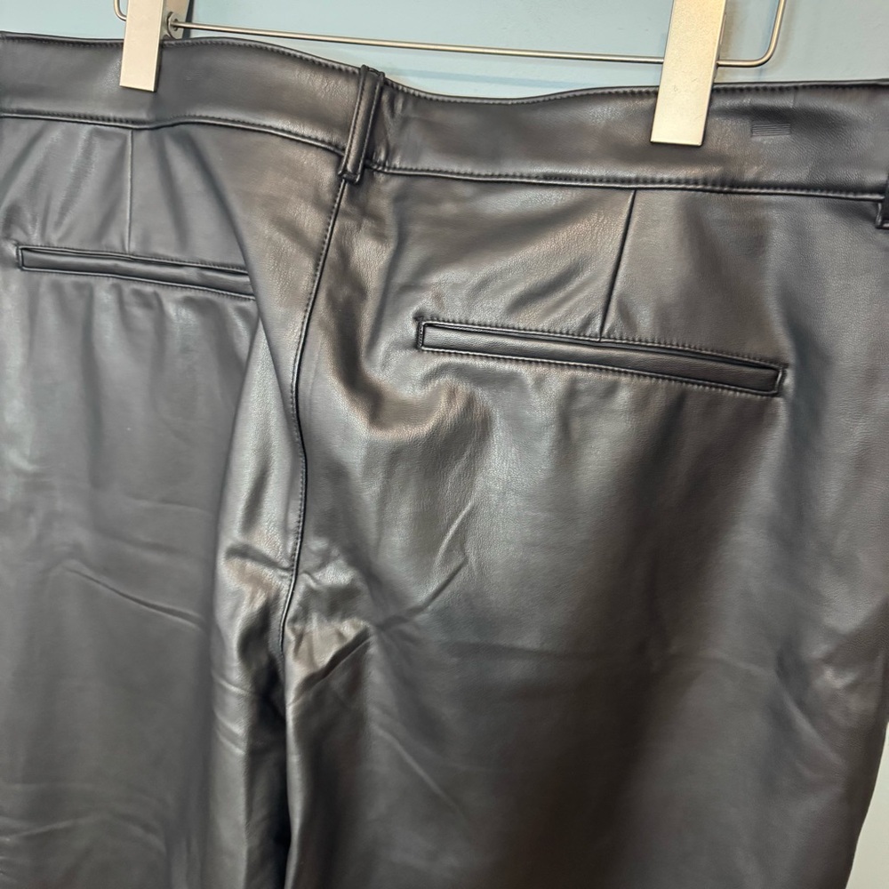 Old Navy High Rise Pixie Straight Faux Leather Pants in Black. NWT. Size 18P - Picture 9 of 14